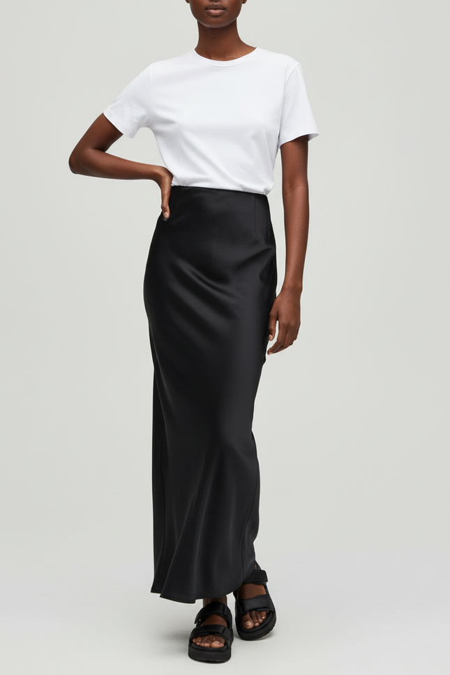 Jupe Crayon Noir Satin