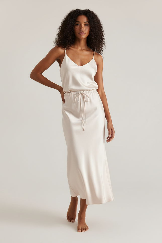 Jupe Satin Crème Cordon Élégante