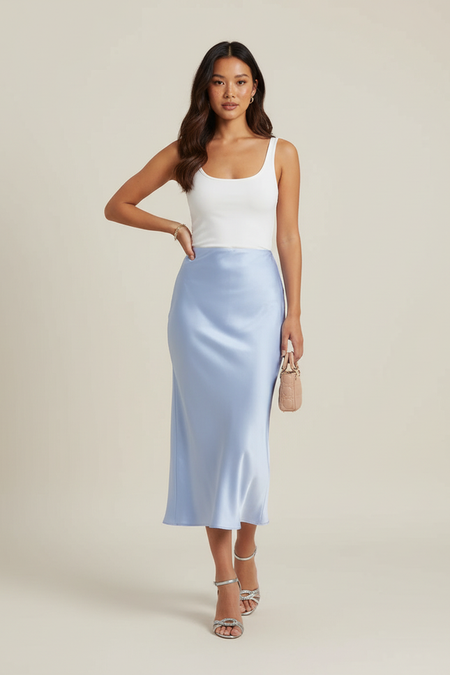 Jupe Satin Bleu Ciel Fluide Élégante