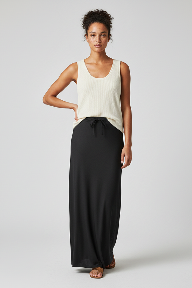 Jupe Satin Noire Longue Élégante Élancée