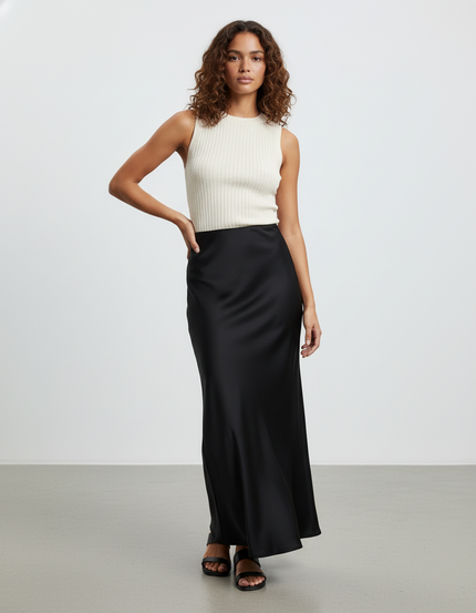 Jupe Satin Noire Fluide Élégante Urbaine