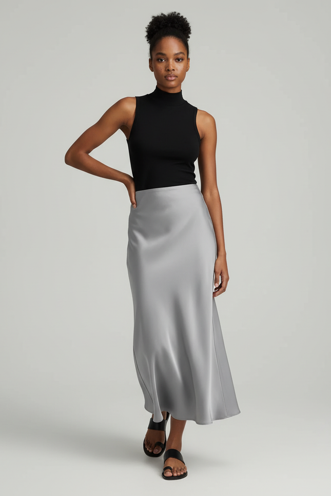 Jupe Satin Grise Fluide Élégante Sobre