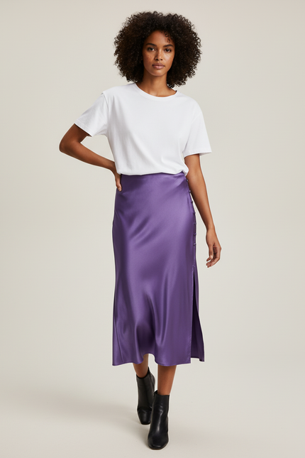 Jupe Satin Violette Fendue Élégante