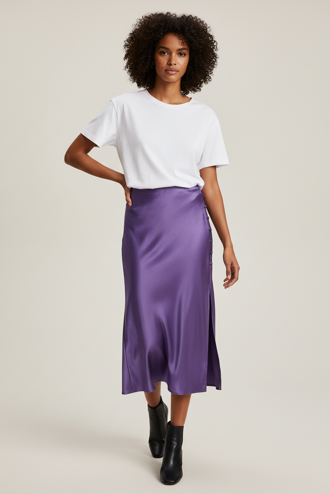 Jupe Satin Violette Fendue Élégante