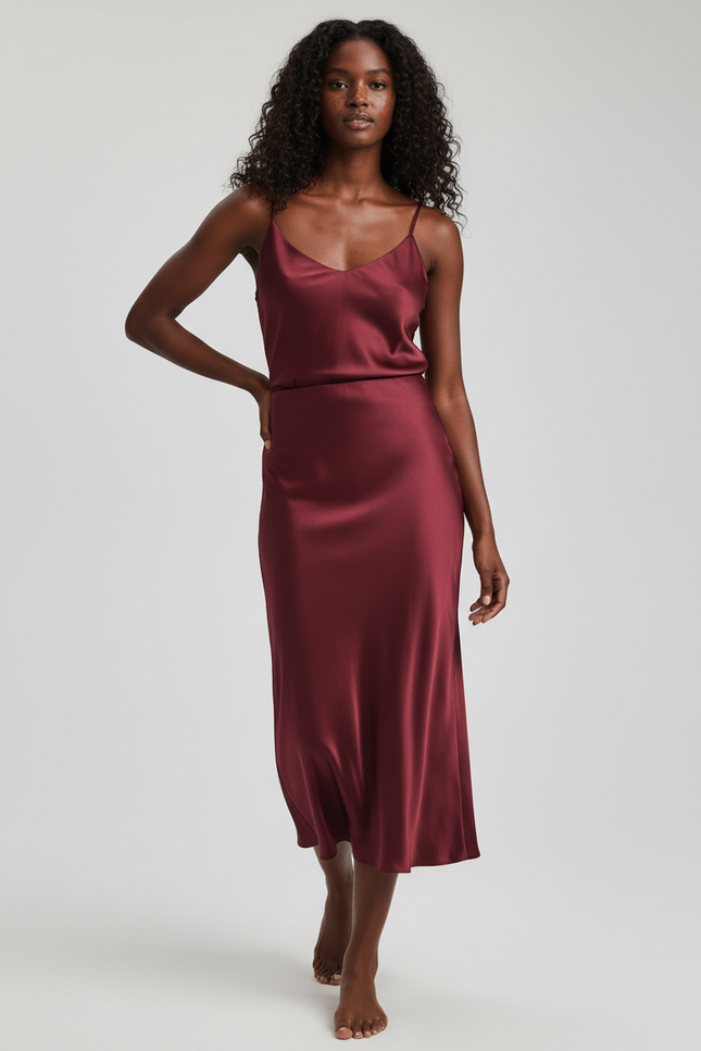 Jupe Satin Bordeaux Fluide Élégante Chic
