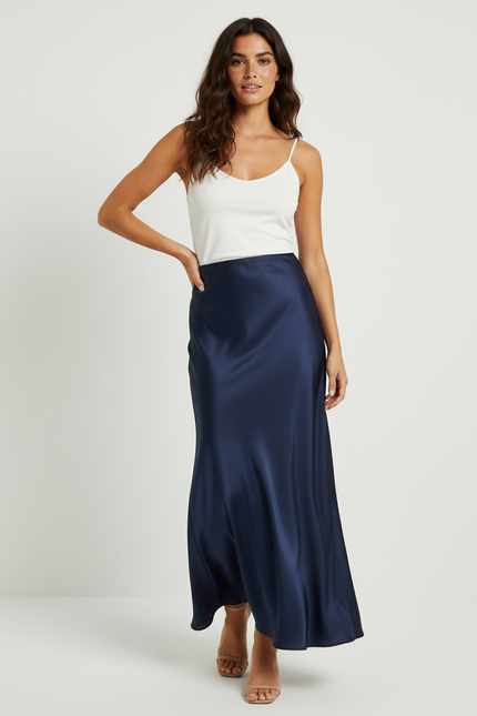 Jupe Satin Bleu Marine Fluide Élégante