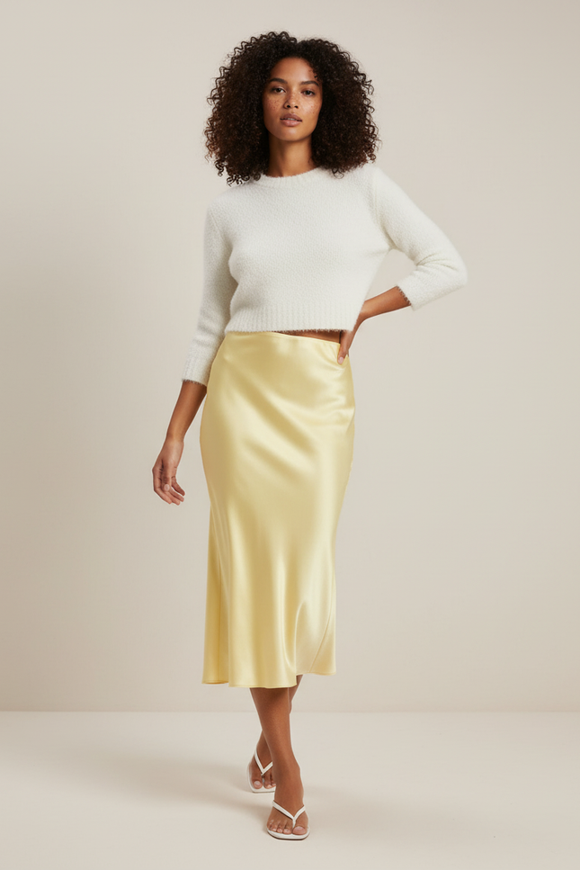 Jupe Satin Jaune Fluide Élégante