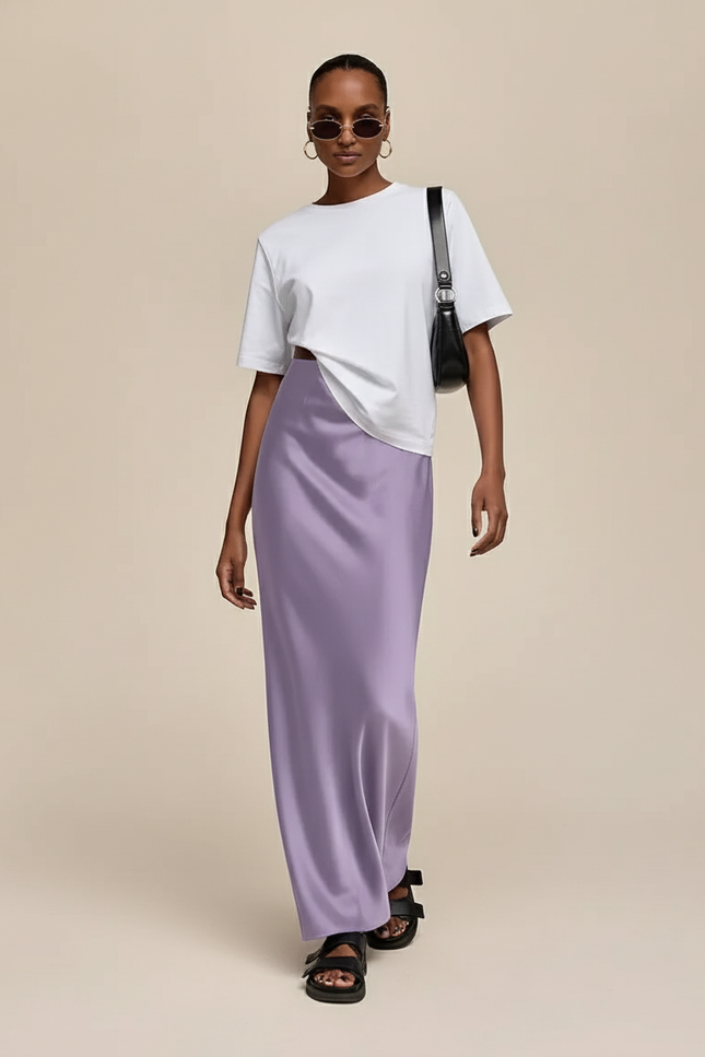 Jupe Satin Lilas Fluide Élégante Poétique