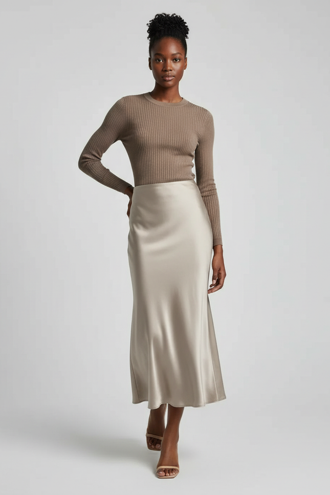 Jupe Satin Champagne Brillante Élégante