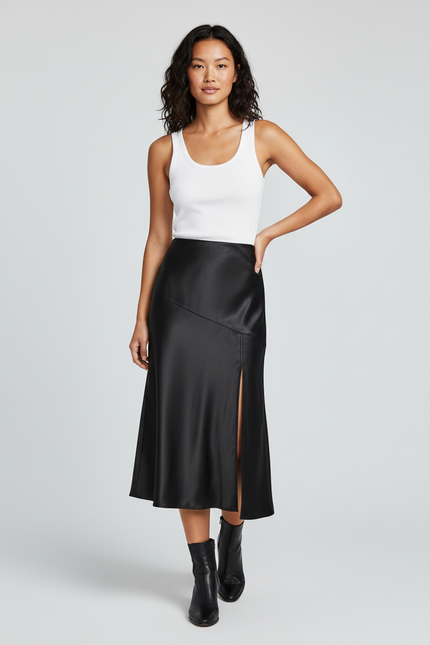Jupe Satin Noire Fendue Élégante