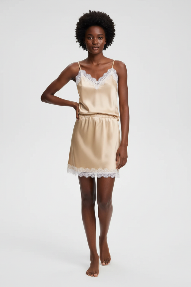 Jupe Satin Champagne Dentelle Chic