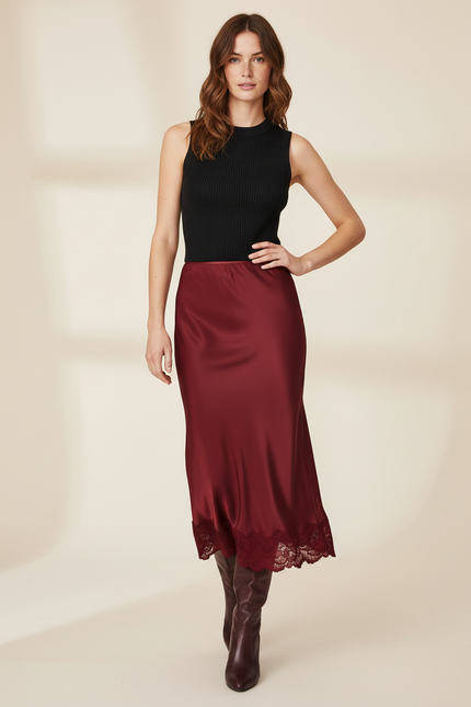 Jupe Satin Bordeaux Dentelle Élégante