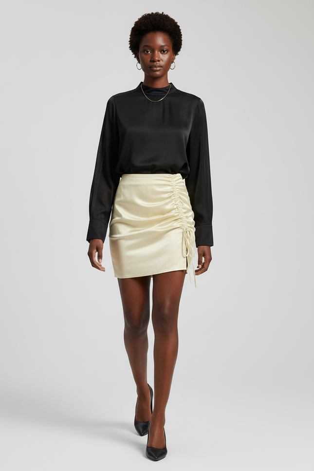 Jupe Courte Satin Jaune Plissee