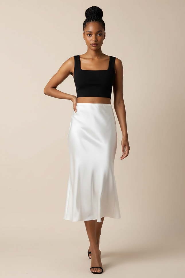 Jupe Satin Fluide Blanche Élégante