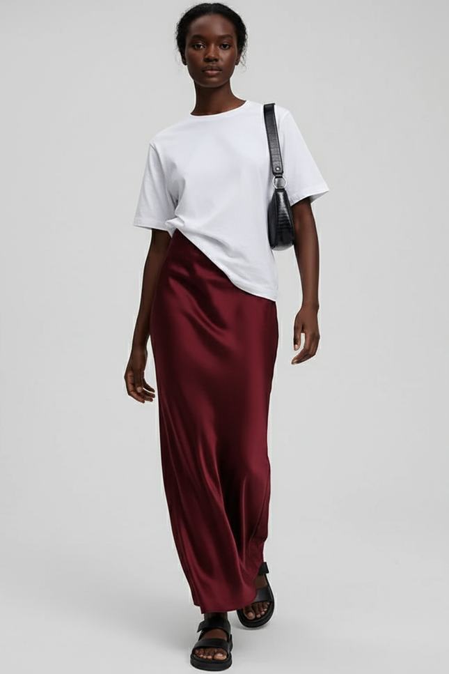 Jupe Satin Bordeaux Fluide Élégante Noble