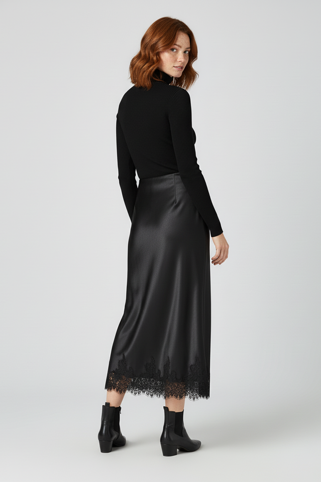 Jupe Satin Noire Dentelle Élégante Délicate