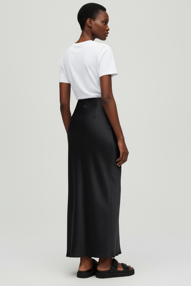 Jupe Crayon Noir Satin
