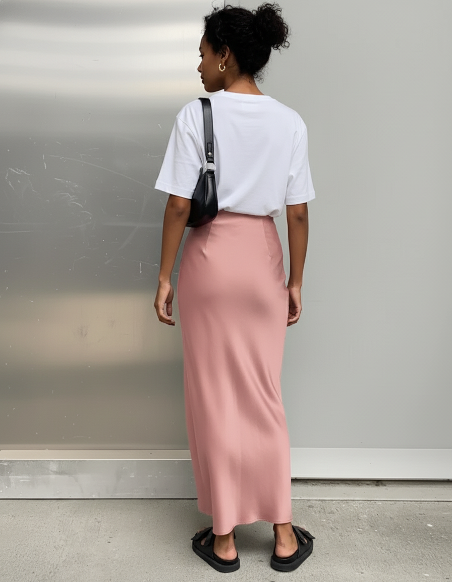 Jupe Satin Rose Fluide Élégante