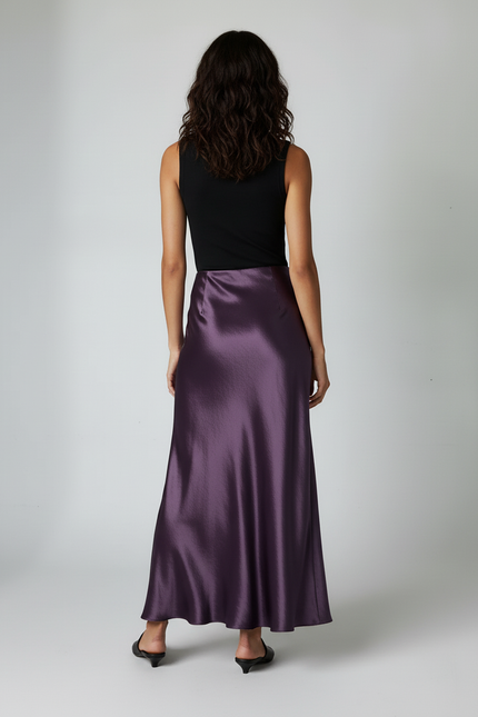 Jupe Satin Pourpre Fluide Élégante