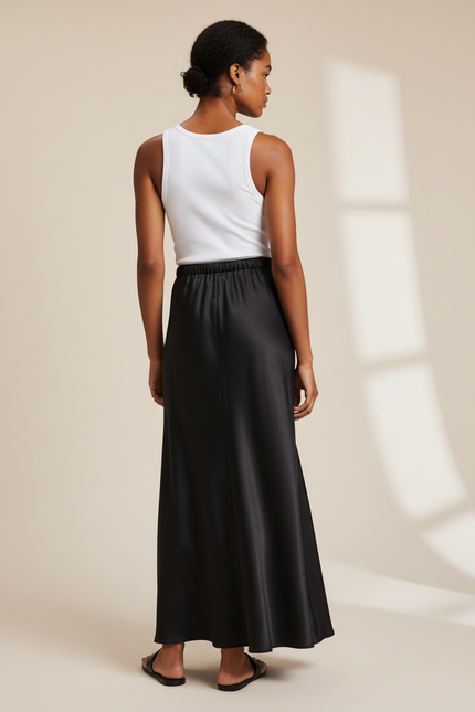 Jupe Satin Noire Longue Élégante