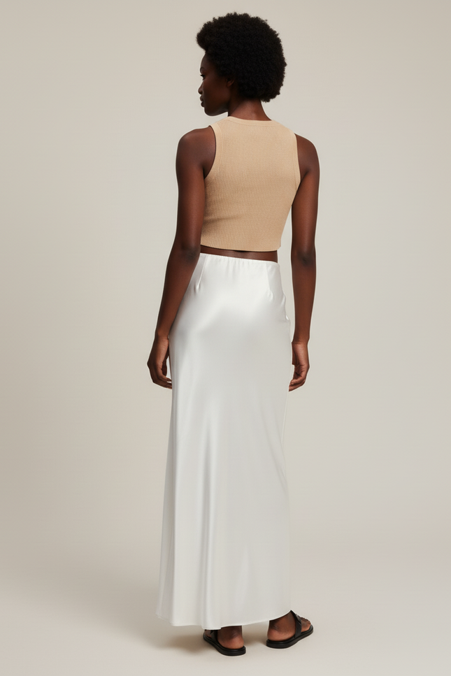 Jupe Satin Blanche Fluide Élégante