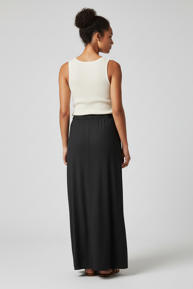 Jupe Satin Noire Longue Élégante Élancée