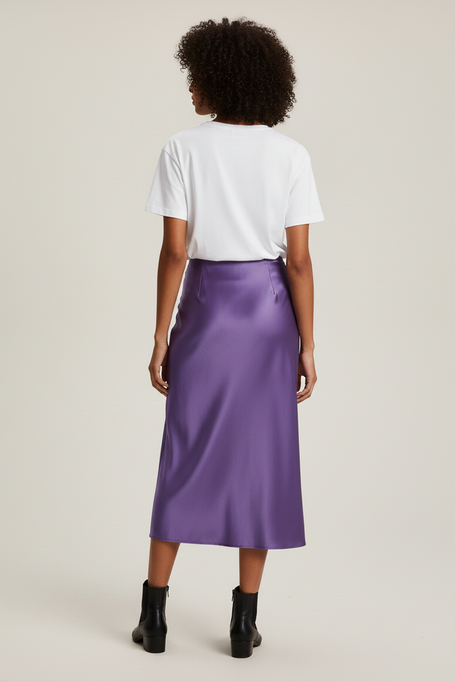 Jupe Satin Violette Fendue Élégante