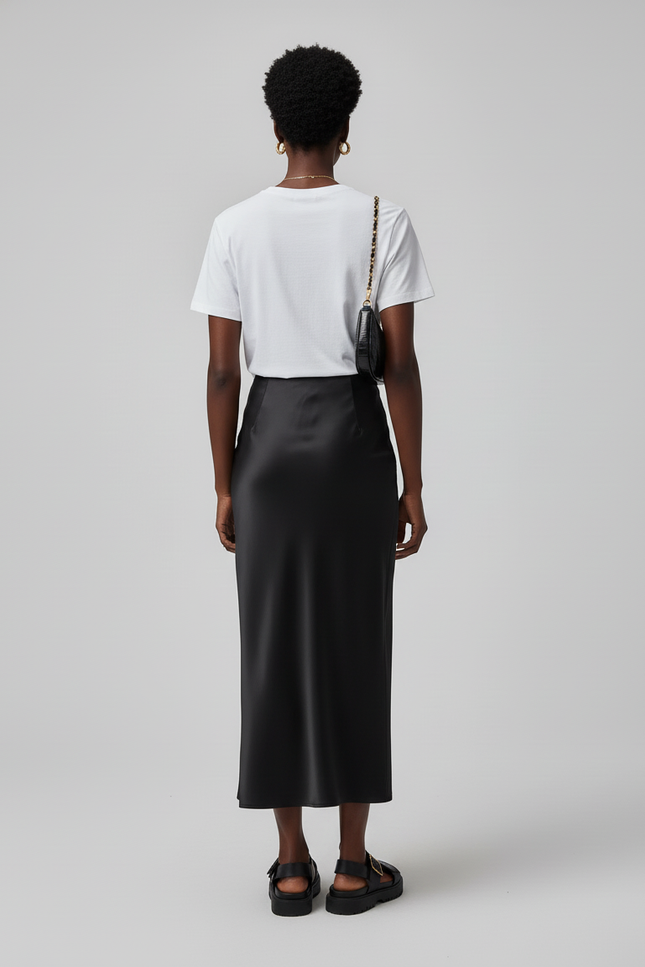 Jupe Satin Noir Fluide Chic