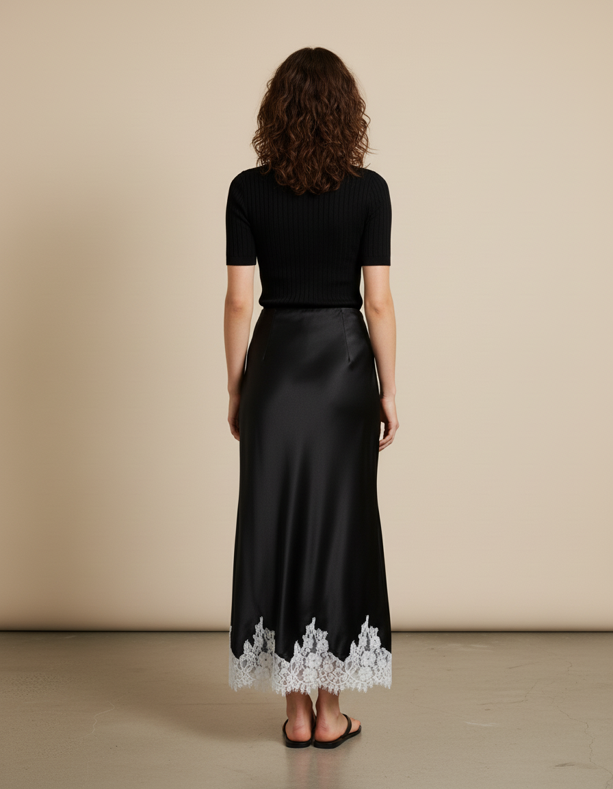 Jupe Satin Noire Dentelle Élégante Raffinée