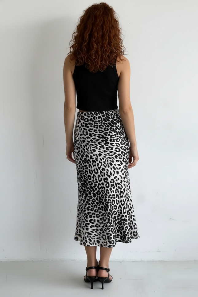 Jupe Satin Léopard Fluide Élégante Sophistiquée
