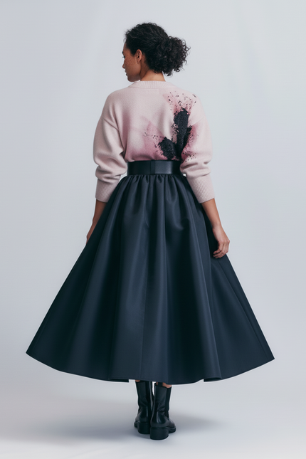 Jupe Satin Marine Évasée Élégante
