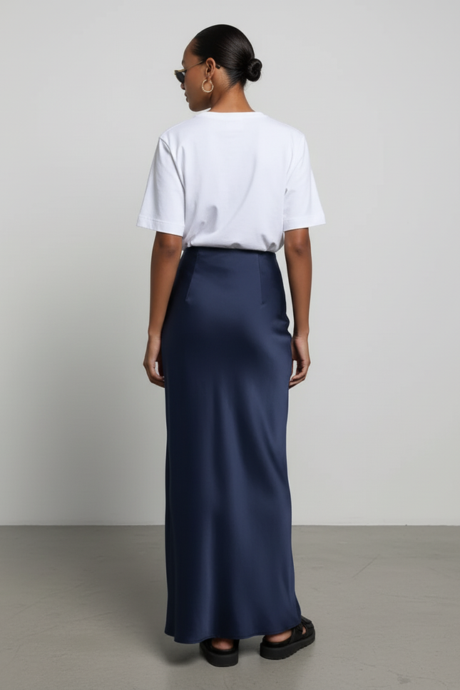 Jupe Satin Bleu Marine Fluide Chic