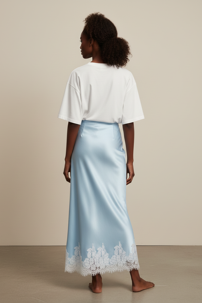 Jupe Satin Bleu Ciel Dentelle Élégante Délicate