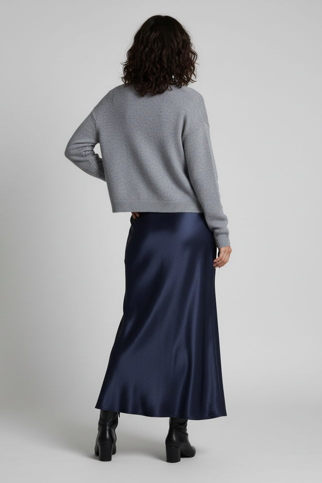 Jupe Satin Bleu Marine Fluide Élégante Profonde