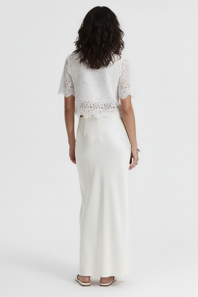 Jupe Satin Blanche Longue Élégante