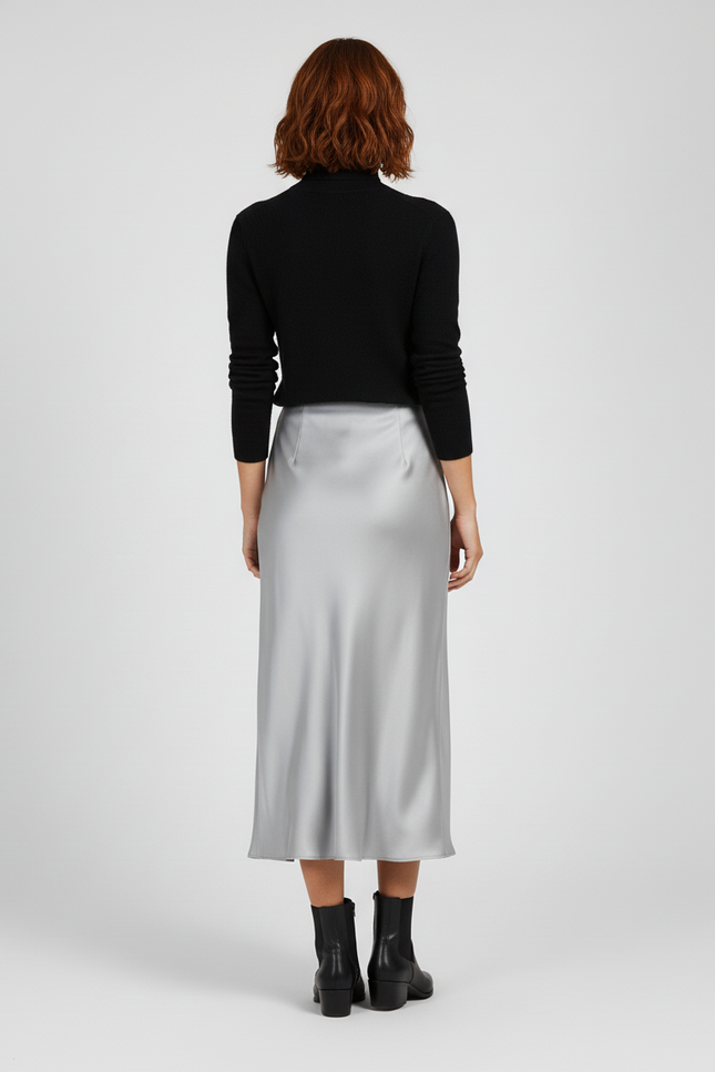 Jupe Satin Argent Fluide Élégante