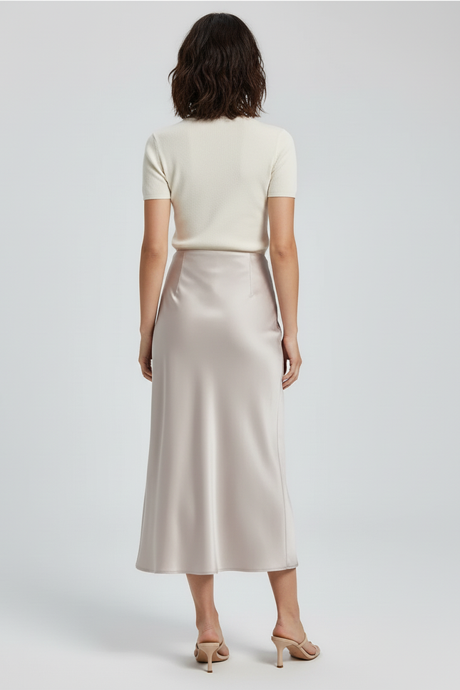 Jupe Satin Champagne Fluide Élégante Subtile