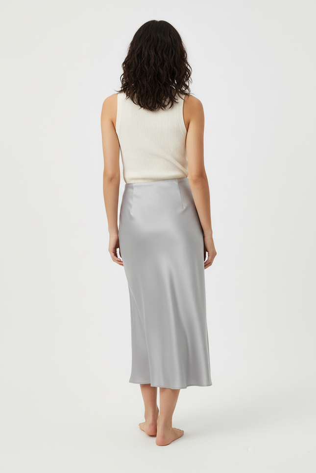 Jupe Satin Gris Fluide Élégante