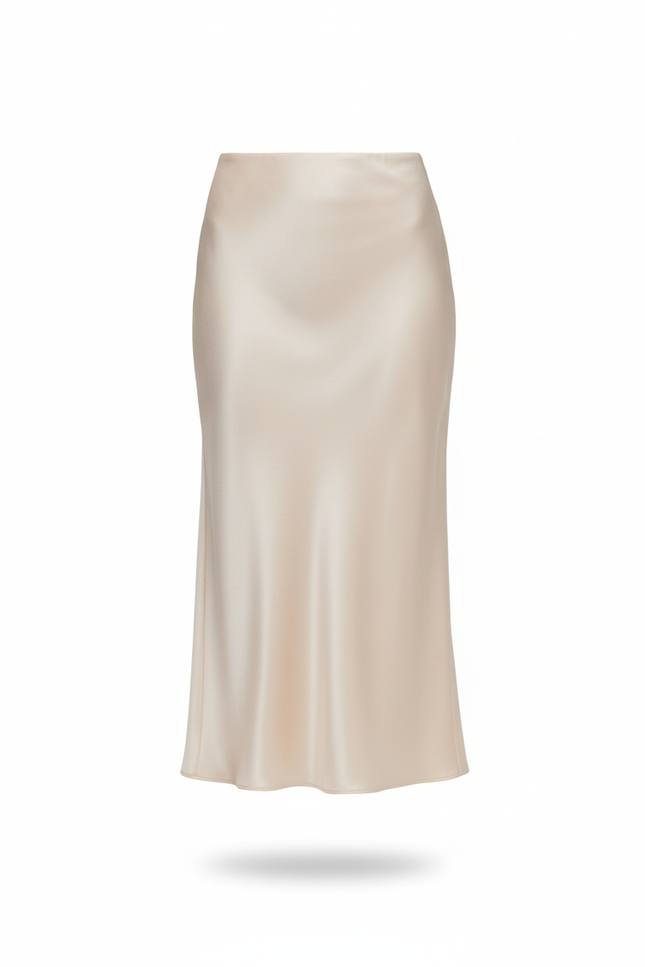 Jupe Satin Crème Fluide Élégante Douce