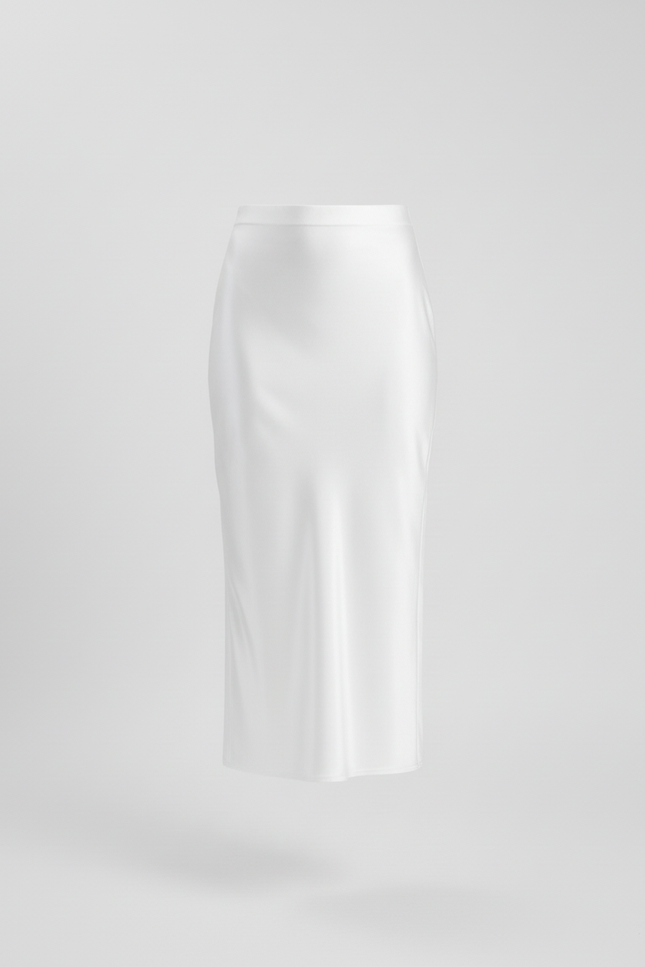 Jupe Satin Blanche Fluide Élégante Raffinée
