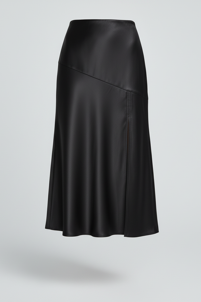 Jupe Satin Noire Fendue Élégante
